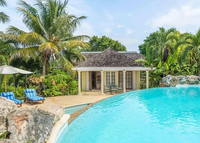 House With A Caribbean Sea Holiday home *