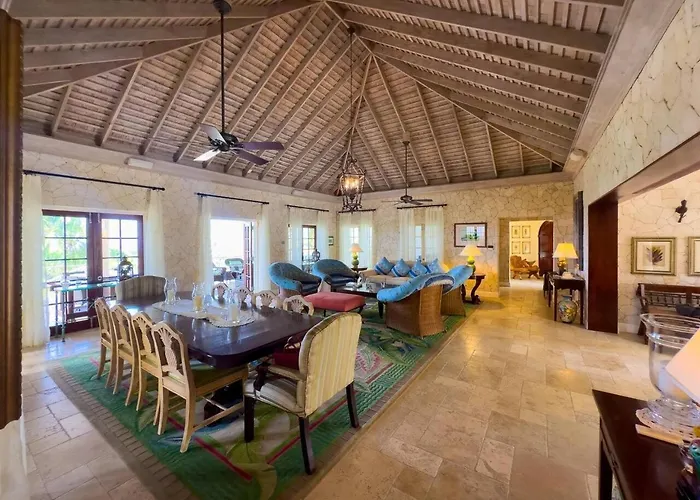 House With A Caribbean Sea *